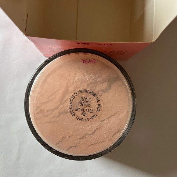Charles of the Ritz custom blended powder brand new shade rose beige - Picture 14 of 15